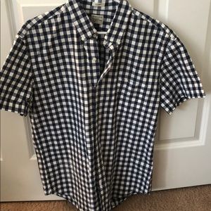 Navy and white shirt sleeve button down